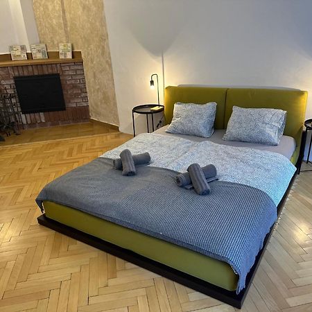Nerudova Apartments ปราก ภายนอก รูปภาพ