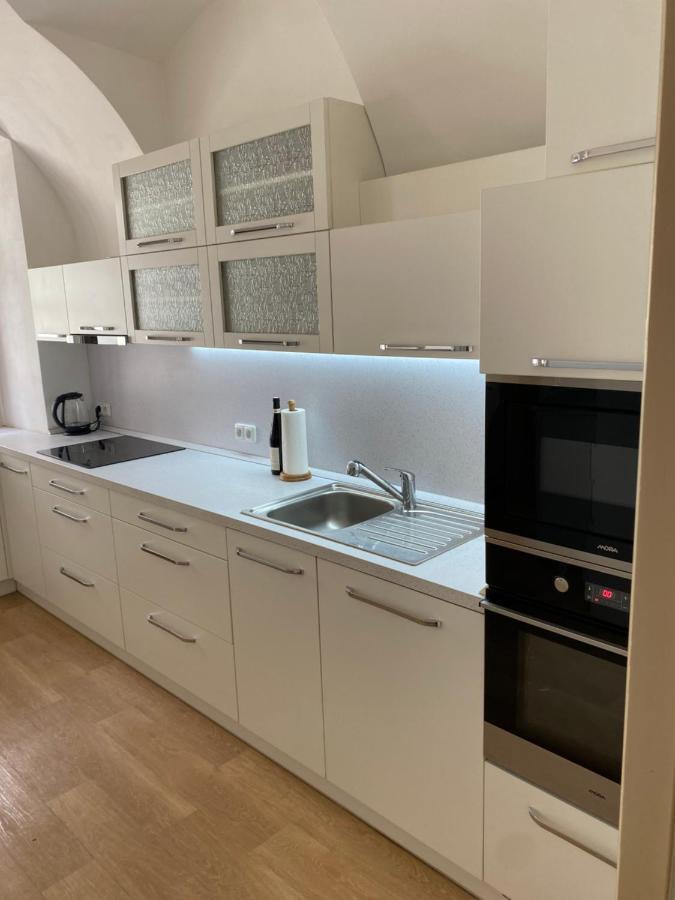 Nerudova Apartments ปราก ภายนอก รูปภาพ